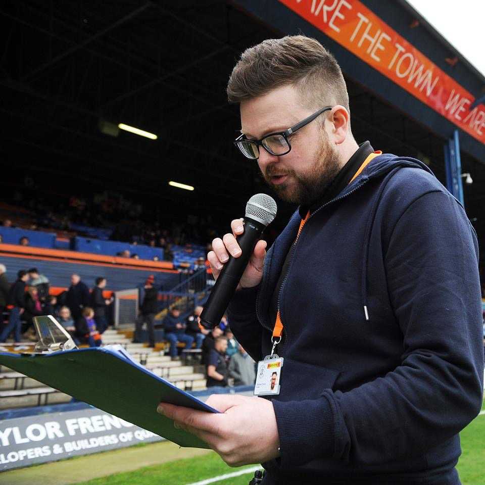 Matchday DJ Of The Week #3 – Matt Crawley (Luton Town FC) - Sport Playlists